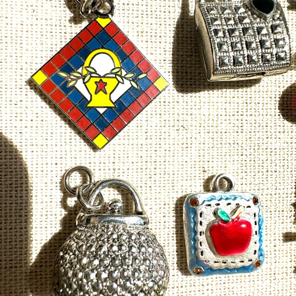 ↖️12 Charms: Bundle - Picture 3 of 8